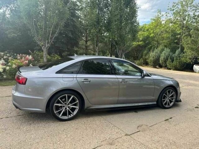 Серый Ауди А6, объемом двигателя 2 л и пробегом 140 тыс. км за 13300 $, фото 3 на Automoto.ua