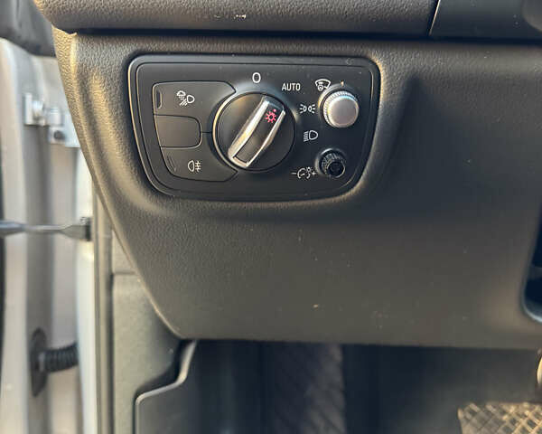 Сірий Ауді А6, об'ємом двигуна 1.97 л та пробігом 154 тис. км за 25000 $, фото 19 на Automoto.ua