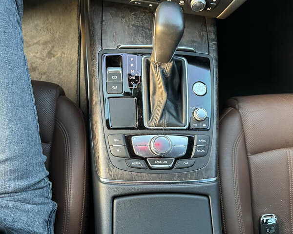 Сірий Ауді А6, об'ємом двигуна 1.97 л та пробігом 154 тис. км за 25000 $, фото 15 на Automoto.ua