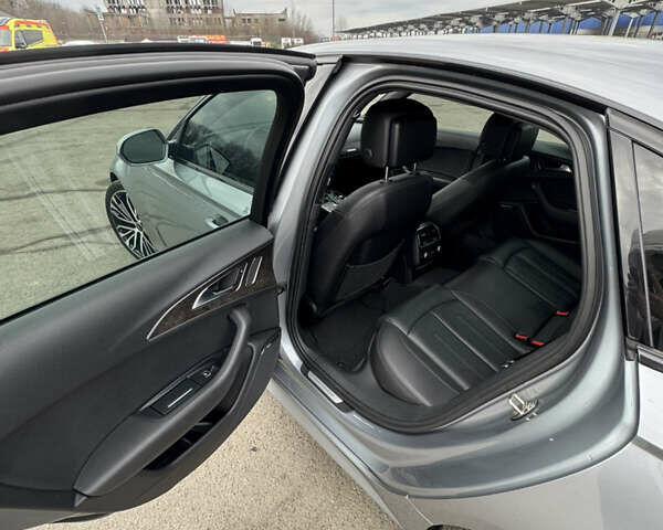 Серый Ауди А6, объемом двигателя 2 л и пробегом 124 тыс. км за 24000 $, фото 5 на Automoto.ua