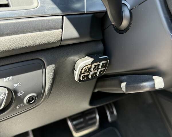 Серый Ауди А6, объемом двигателя 2 л и пробегом 118 тыс. км за 25000 $, фото 1 на Automoto.ua