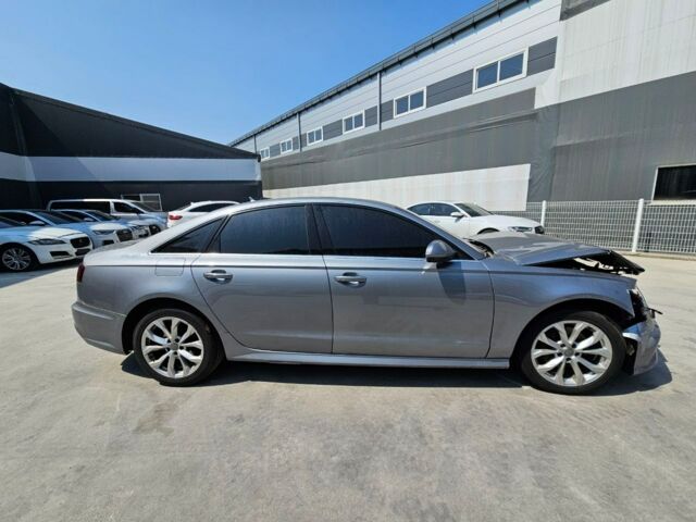 Серый Ауди А6, объемом двигателя 2 л и пробегом 135 тыс. км за 13300 $, фото 5 на Automoto.ua