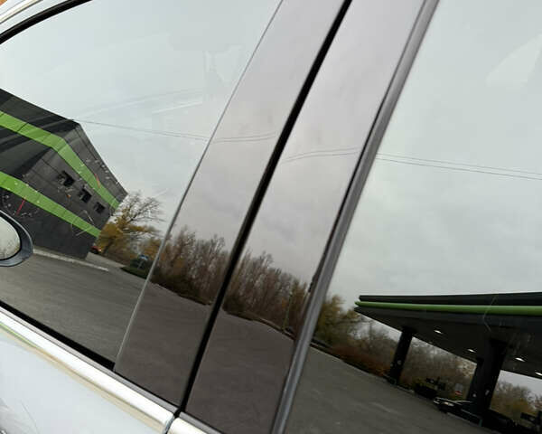 Сірий Ауді А6, об'ємом двигуна 2 л та пробігом 123 тис. км за 18800 $, фото 34 на Automoto.ua