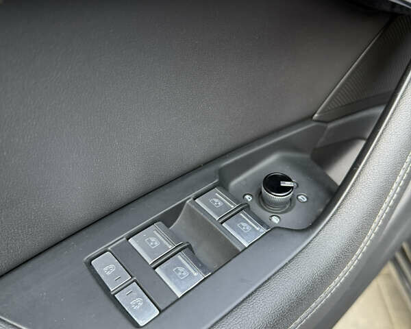 Серый Ауди А6, объемом двигателя 3 л и пробегом 143 тыс. км за 33000 $, фото 21 на Automoto.ua