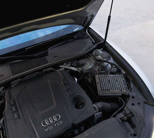 Сірий Ауді А6, об'ємом двигуна 2.97 л та пробігом 294 тис. км за 29999 $, фото 53 на Automoto.ua