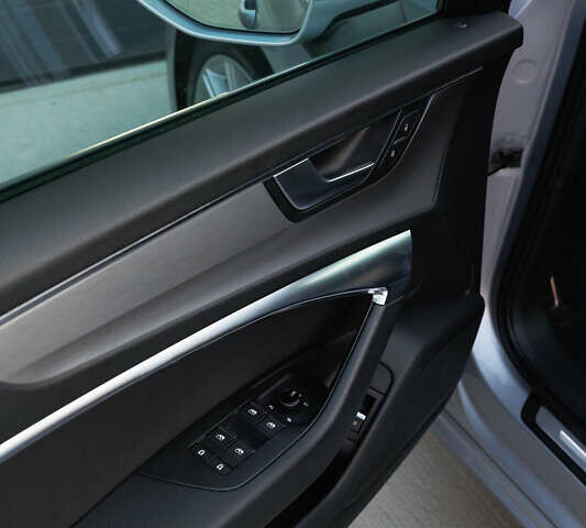 Сірий Ауді А6, об'ємом двигуна 2.97 л та пробігом 294 тис. км за 29999 $, фото 101 на Automoto.ua