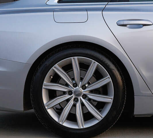 Сірий Ауді А6, об'ємом двигуна 2.97 л та пробігом 294 тис. км за 29999 $, фото 17 на Automoto.ua