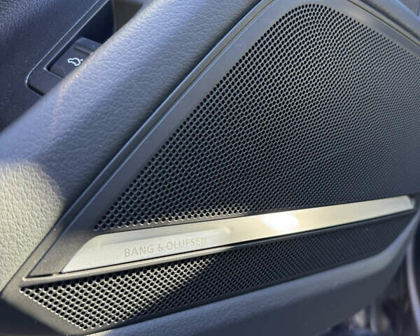 Сірий Ауді А6, об'ємом двигуна 2.97 л та пробігом 175 тис. км за 39900 $, фото 46 на Automoto.ua