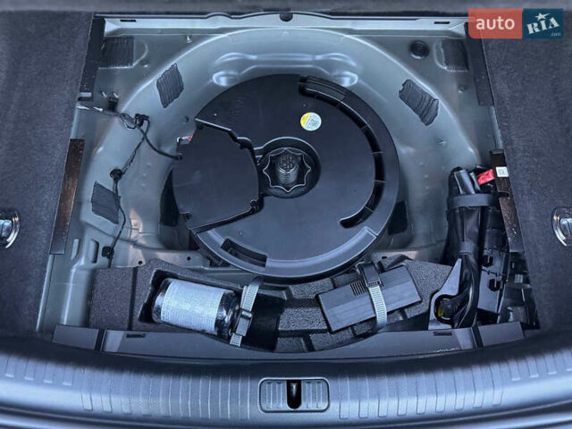 Серый Ауди А6, объемом двигателя 1.98 л и пробегом 173 тыс. км за 34950 $, фото 47 на Automoto.ua