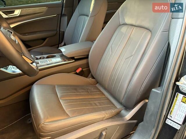 Сірий Ауді А6, об'ємом двигуна 3 л та пробігом 4 тис. км за 41600 $, фото 19 на Automoto.ua