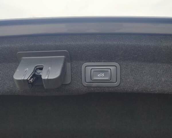 Серый Ауди А6, объемом двигателя 1.97 л и пробегом 145 тыс. км за 35500 $, фото 4 на Automoto.ua