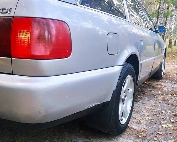 Серый Ауди А6, объемом двигателя 2.5 л и пробегом 480 тыс. км за 4032 $, фото 1 на Automoto.ua