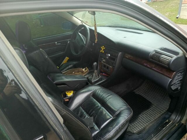 Серый Ауди А6, объемом двигателя 0 л и пробегом 500 тыс. км за 2600 $, фото 2 на Automoto.ua