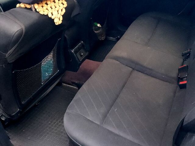 Серый Ауди А6, объемом двигателя 2.6 л и пробегом 417 тыс. км за 4990 $, фото 10 на Automoto.ua