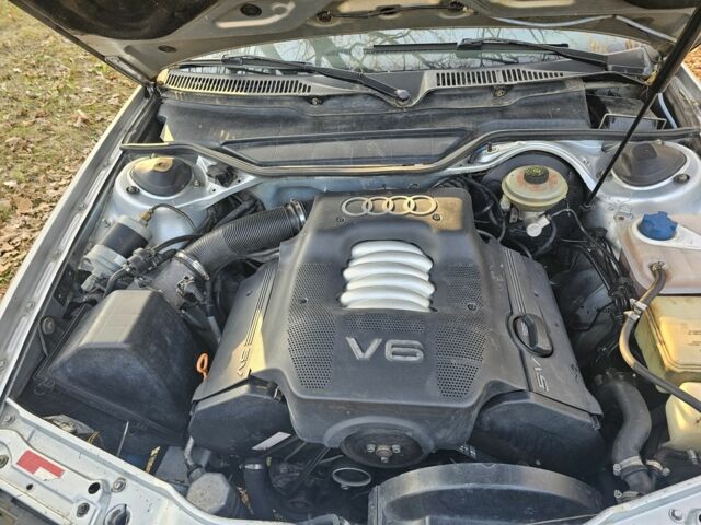 Серый Ауди А6, объемом двигателя 2.8 л и пробегом 455 тыс. км за 4200 $, фото 4 на Automoto.ua