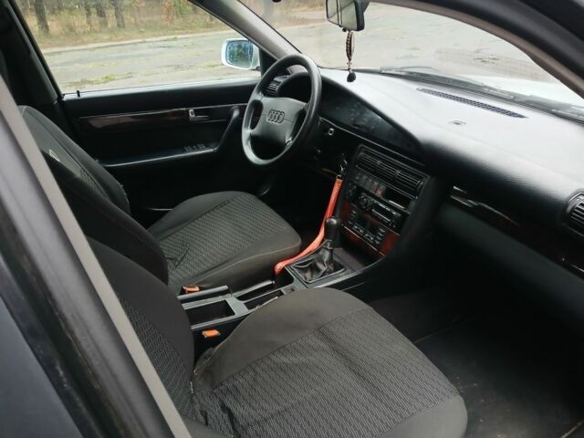 Серый Ауди А6, объемом двигателя 0 л и пробегом 300 тыс. км за 3650 $, фото 7 на Automoto.ua