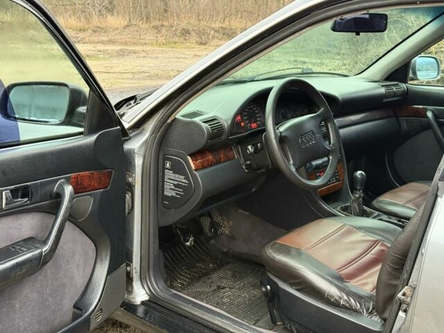 Сірий Ауді А6, об'ємом двигуна 2.5 л та пробігом 1 тис. км за 2350 $, фото 11 на Automoto.ua