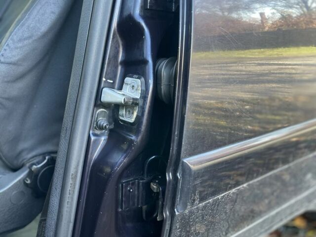 Сірий Ауді А6, об'ємом двигуна 1.9 л та пробігом 200 тис. км за 1750 $, фото 11 на Automoto.ua