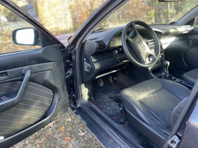 Сірий Ауді А6, об'ємом двигуна 1.9 л та пробігом 200 тис. км за 1750 $, фото 8 на Automoto.ua