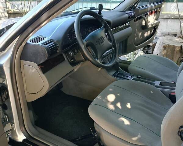 Сірий Ауді А6, об'ємом двигуна 2.6 л та пробігом 352 тис. км за 5000 $, фото 17 на Automoto.ua