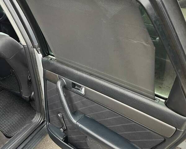 Серый Ауди А6, объемом двигателя 2.6 л и пробегом 479 тыс. км за 3500 $, фото 7 на Automoto.ua