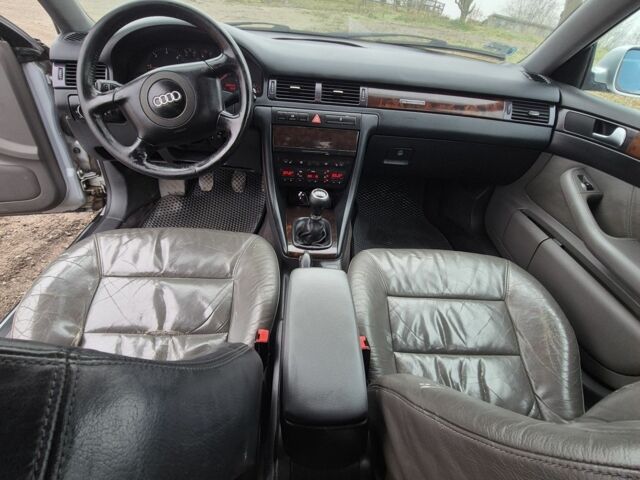 Серый Ауди А6, объемом двигателя 2.5 л и пробегом 356 тыс. км за 3100 $, фото 10 на Automoto.ua