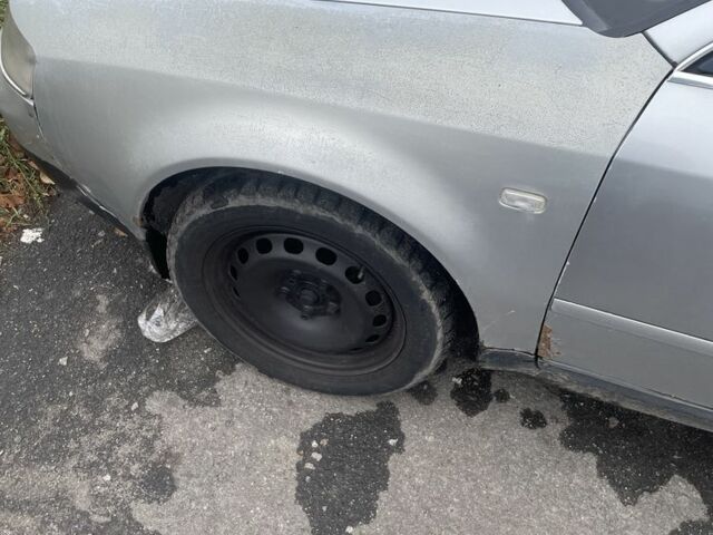 Сірий Ауді А6, об'ємом двигуна 2.4 л та пробігом 444 тис. км за 1800 $, фото 2 на Automoto.ua