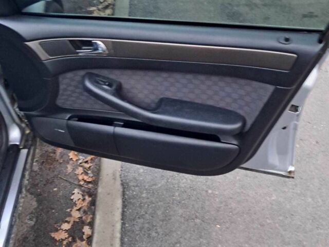 Серый Ауди А6, объемом двигателя 2.5 л и пробегом 354 тыс. км за 3500 $, фото 5 на Automoto.ua