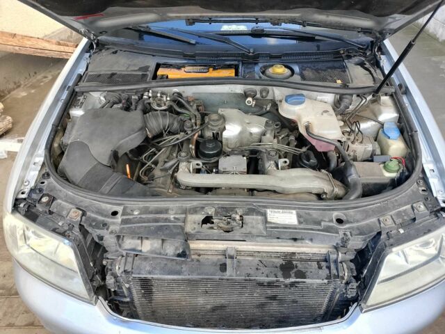 Серый Ауди А6, объемом двигателя 2.5 л и пробегом 340 тыс. км за 3500 $, фото 17 на Automoto.ua