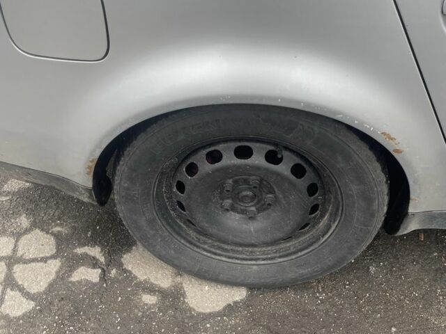 Сірий Ауді А6, об'ємом двигуна 2.4 л та пробігом 444 тис. км за 1800 $, фото 4 на Automoto.ua