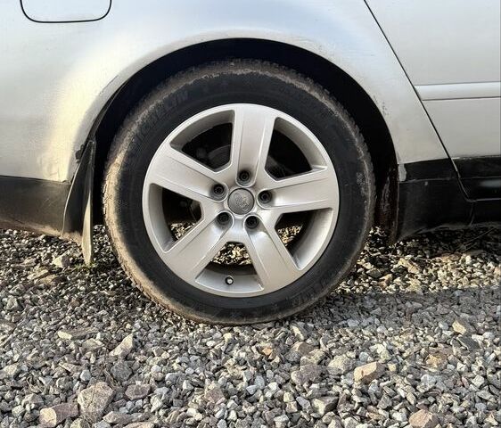 Серый Ауди А6, объемом двигателя 2.5 л и пробегом 386 тыс. км за 3050 $, фото 7 на Automoto.ua