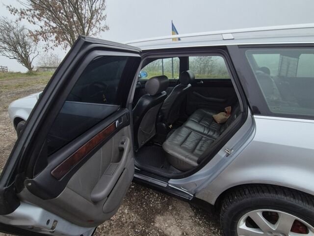 Серый Ауди А6, объемом двигателя 2.5 л и пробегом 356 тыс. км за 3100 $, фото 8 на Automoto.ua