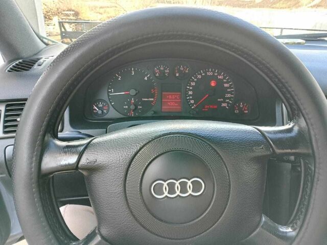 Серый Ауди А6, объемом двигателя 2.5 л и пробегом 340 тыс. км за 3500 $, фото 11 на Automoto.ua