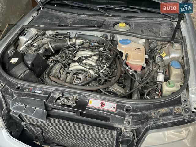 Серый Ауди А6, объемом двигателя 2.4 л и пробегом 470 тыс. км за 2500 $, фото 4 на Automoto.ua