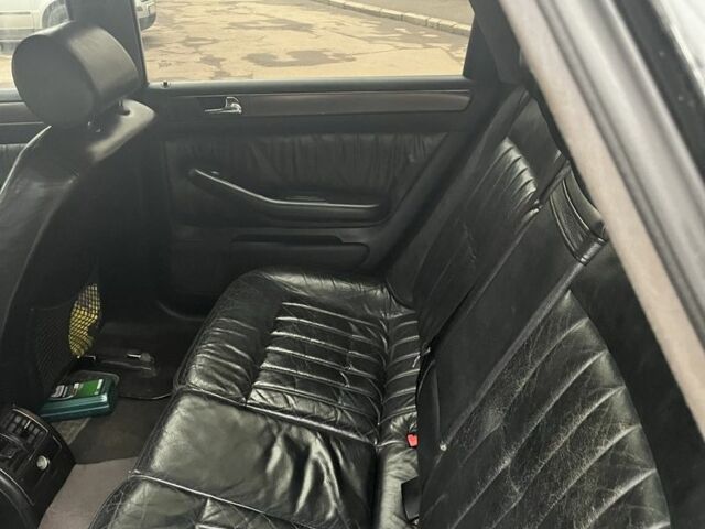 Серый Ауди А6, объемом двигателя 2.5 л и пробегом 270 тыс. км за 3400 $, фото 5 на Automoto.ua