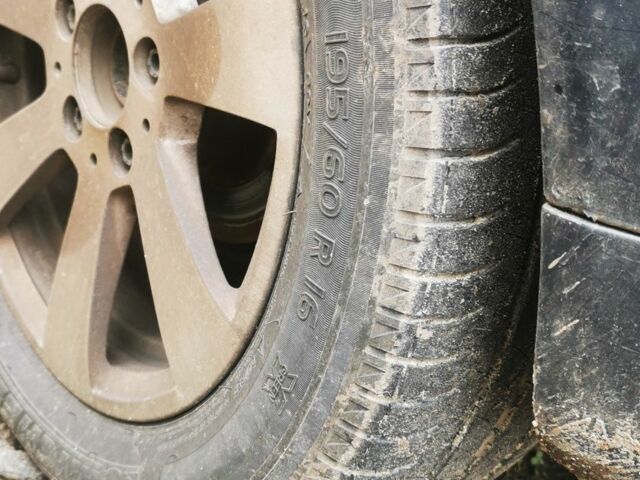 Сірий Ауді А6, об'ємом двигуна 2.5 л та пробігом 360 тис. км за 2134 $, фото 6 на Automoto.ua