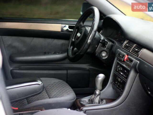 Серый Ауди А6, объемом двигателя 2.5 л и пробегом 300 тыс. км за 3500 $, фото 24 на Automoto.ua