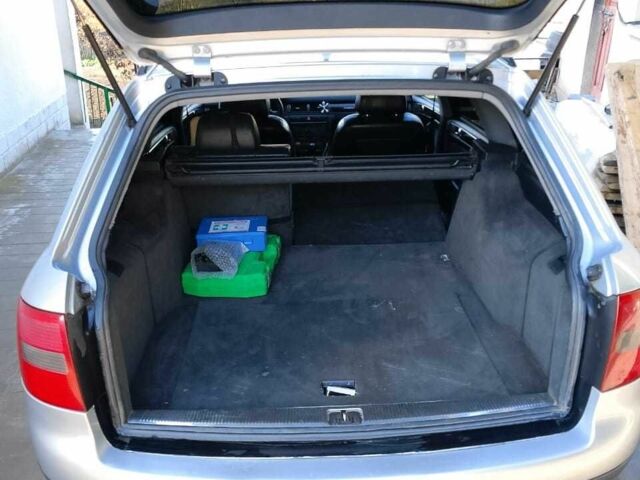 Серый Ауди А6, объемом двигателя 2.5 л и пробегом 340 тыс. км за 3500 $, фото 7 на Automoto.ua