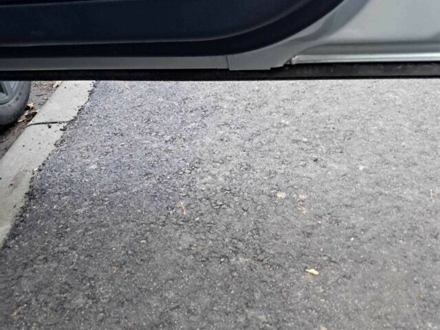 Серый Ауди А6, объемом двигателя 2.5 л и пробегом 354 тыс. км за 3500 $, фото 6 на Automoto.ua