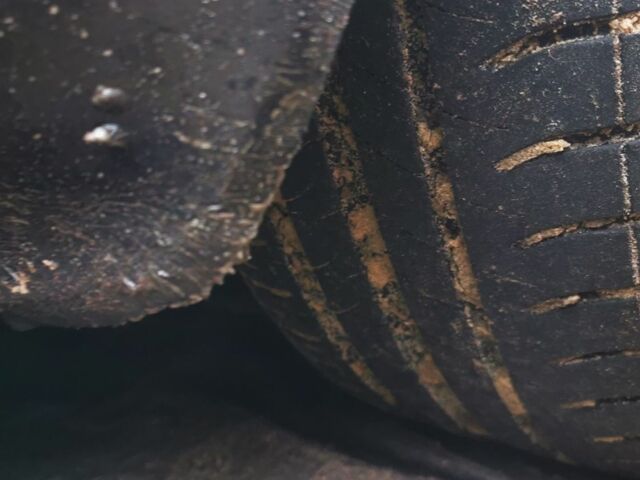 Сірий Ауді А6, об'ємом двигуна 2.5 л та пробігом 360 тис. км за 2134 $, фото 1 на Automoto.ua