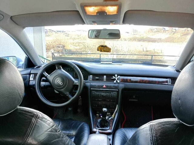 Серый Ауди А6, объемом двигателя 2.5 л и пробегом 340 тыс. км за 3500 $, фото 10 на Automoto.ua