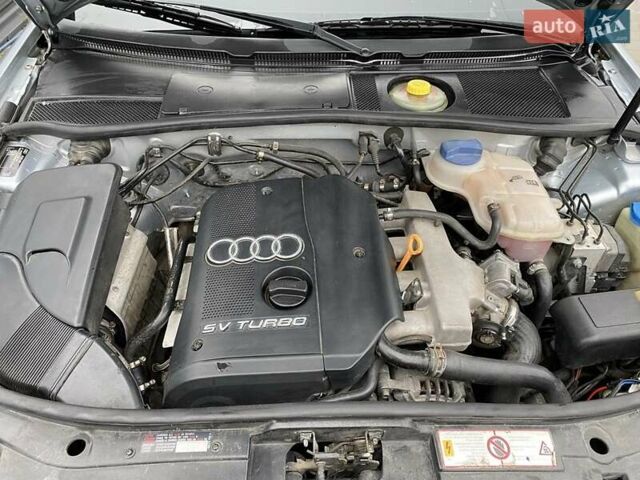 Сірий Ауді А6, об'ємом двигуна 1.8 л та пробігом 300 тис. км за 4700 $, фото 7 на Automoto.ua