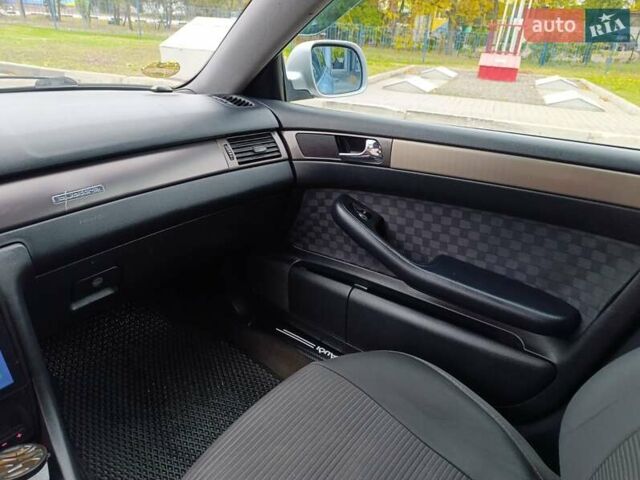 Серый Ауди А6, объемом двигателя 2.5 л и пробегом 380 тыс. км за 3999 $, фото 36 на Automoto.ua