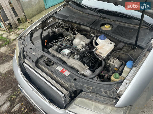 Серый Ауди А6, объемом двигателя 2.5 л и пробегом 306 тыс. км за 3600 $, фото 19 на Automoto.ua