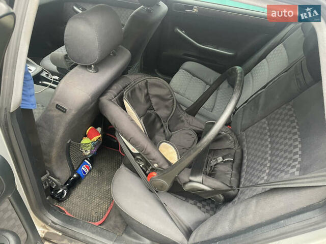 Серый Ауди А6, объемом двигателя 2.5 л и пробегом 306 тыс. км за 3600 $, фото 9 на Automoto.ua