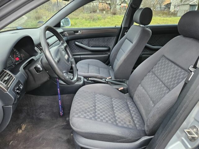 Серый Ауди А6, объемом двигателя 2.4 л и пробегом 256 тыс. км за 1650 $, фото 12 на Automoto.ua