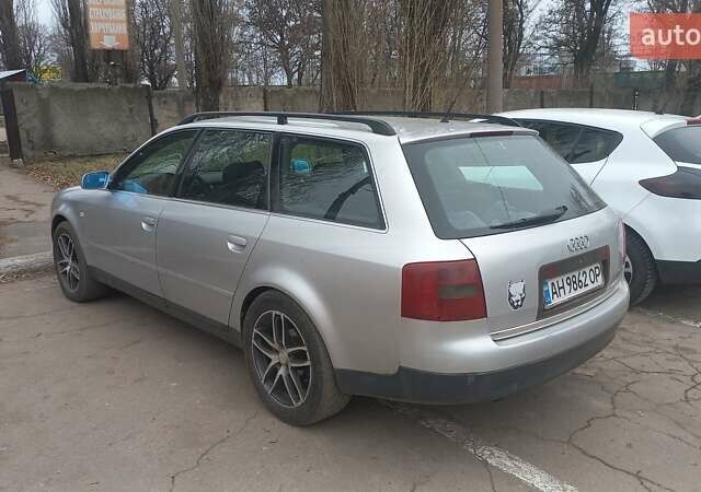 Серый Ауди А6, объемом двигателя 2.5 л и пробегом 275 тыс. км за 4000 $, фото 1 на Automoto.ua