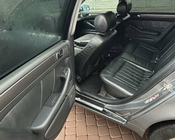 Серый Ауди А6, объемом двигателя 2.5 л и пробегом 497 тыс. км за 4199 $, фото 37 на Automoto.ua