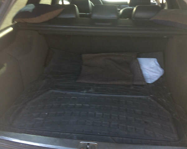 Серый Ауди А6, объемом двигателя 2.5 л и пробегом 496 тыс. км за 2500 $, фото 4 на Automoto.ua