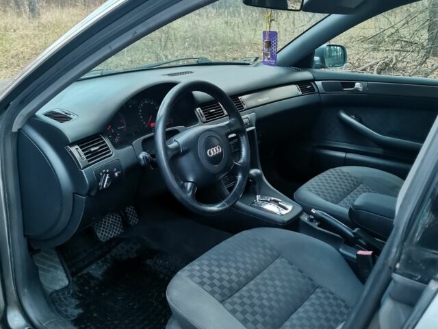 Сірий Ауді А6, об'ємом двигуна 2.5 л та пробігом 240 тис. км за 2999 $, фото 13 на Automoto.ua